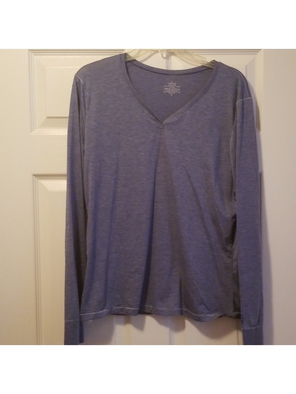 Cuddl Duds Women's Blue V-Neck Long Sleeve Top XL